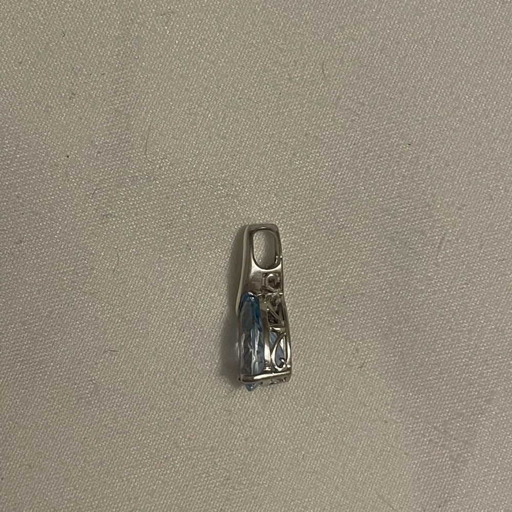 Blue sapphire pendant - Picture 4 of 4
